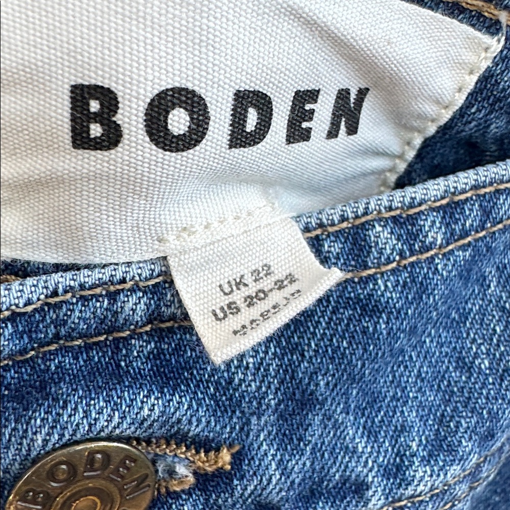 Size 20 Boden maxi 5 pocket blue med.wash denim skirt with front slit.Size 20 - Picture 6 of 10